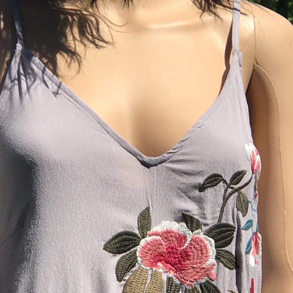 🌸🆕 Mauve Thin Strap Embroidered Fringe Dress - Picture 3 of 8